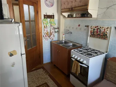 Apartament 2 camere , zona Inspectoratul Scolar , 54 mp , decomandat - foto 10