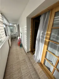 Decomandat, model mare cu 2 bai in zona Bucovina - foto 8