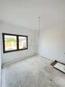 GIROC - CASA INDIVIDUALA - 5 CAMERE - TEREN 460MP - ZONA BUNA - foto 5