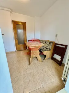 Apartament 2 Camere Decomandat Zona Tomis Nord - foto 11