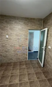 Zona Nicolina - Apartament 3 camere decomandat cu Boxa si 2 locuri de parcare - foto 7