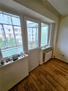 LIBER 4 camere confort 1 Decomandat 82mp, etaj 5, Viziru 3 - foto 10