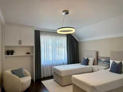 CASĂ DE LUX ÎN SALCEA, SUCEAVA | 200 MP UTILI | TEREN 700 MP | 2023 | 498.000 EURO | COMISION 0 - foto 12