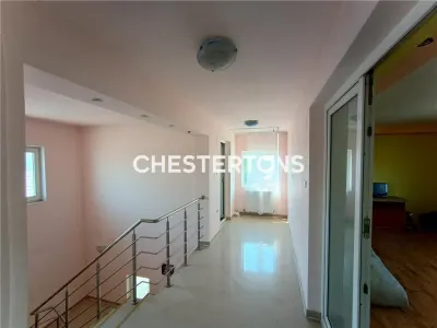 Casa deosebita cu etaj si mansarda plus anexa de 44mp si curte de peste 200mp in Sintesti ILFOV la 3 minute de loc. Jilava. - foto 4