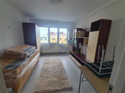 Garsoniera  renovata, mobilata si utilata intrare Racadau - foto 2