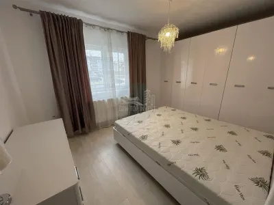 Apartament modern cu 3 camere terasa si 2 parcari in Kogalniceanu - foto 3