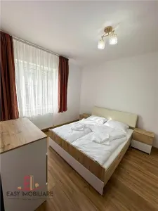 Apartament 2 camere, 1 min de UMF, str. Gh. Marinescu, Targu Mures - foto 3