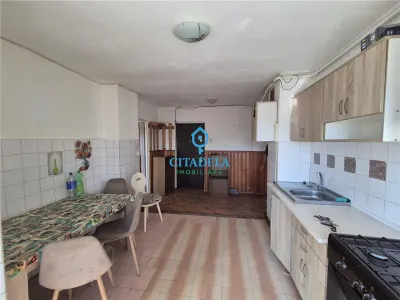 Apartament 2 camere, decomadat, 56 mp util etaj 1, 68000 euro - foto 7
