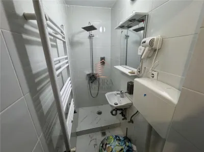 Apartament central cu 4 camere, zona centrul istoric - foto 10