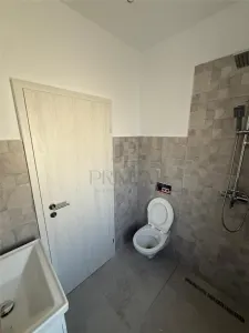MOSNITA-DUPLEX SPATIOS-COMPARTIMENTARE EXCELENTA - foto 5