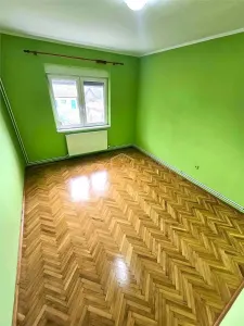 O proprietate rara | Locuinta generoasa + spațiu comercial cu acces din strada - foto 19