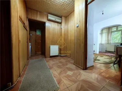 Apartament decomandat cu 2 camere de vanzare, Et 1 zona Nord - foto 5
