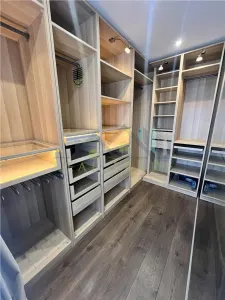 Apartament 4 camere decomandat intrare Racadau - foto 14