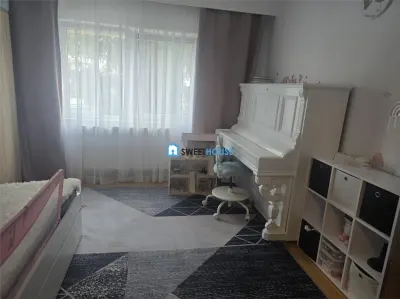 Apartament cu trei camere parter cu 2 balcoane  Zona Radu Negru - foto 15