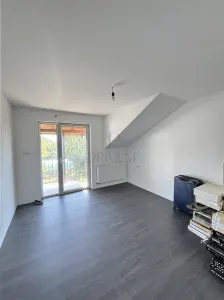 DUMBRAVITA - CASA INDIVIUDALA CU GARAJ - TEREN 800MP - ZONA EXCELENTA - foto 15