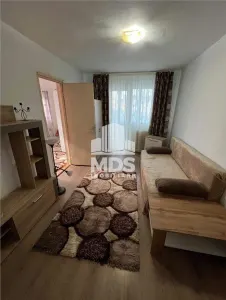 Mobilat si utilat la etajul 1 linga Piata Doina - foto 8