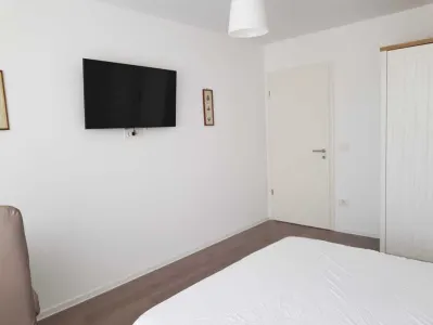 Kasper - Coresi, mobilat, utilat, loc parcare, boxa, Tractorul, Brasov - foto 5