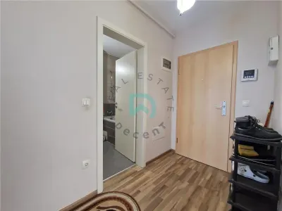 Apartament  2 camere, parcare, Coresi, Tractorul - foto 10