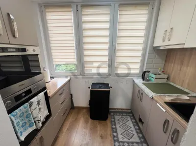 RECO, Apartament 3 camere, decomandat, renovat complet, etaj intermediar - foto 13