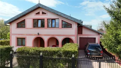 Casa Iasi Tatarasi Aviatiei, S.u 178 mp, 6 camere, Garaj, Beci,0% Comision - foto 2