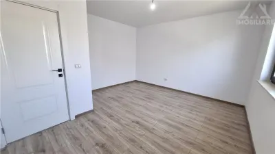 Casa Valea Lupului,4 camere,2 bai,Incalzire pard,Canalizare,0% Comision - foto 11