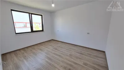 Casa Valea Lupului,4 camere,2 bai,Incalzire pard,Canalizare,0% Comision - foto 10