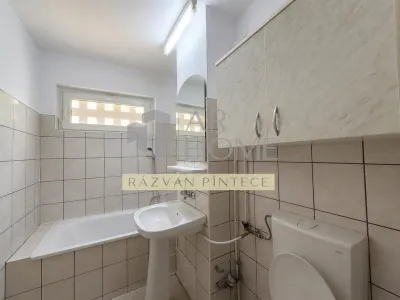 Apartament 2 camere, semidecomandat, zona Nord, Ploiesti - foto 12