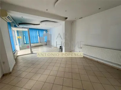 Spatiu comercial  stradal S+P+1+M, ultracentral, Ploiesti. - foto 6