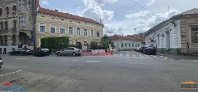 Spatiu Comercial 80mp, ultracentral pe colt langa ITM - foto 2