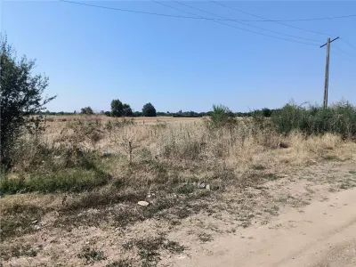 OPORTUNITATE DE INVESTITIE – TEREN 1.600 MP IN CORNETU | STR. AEROPORTULUI - foto 2