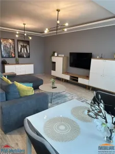 Inchiriez apartament superb 2 camere, Podgoria - Arad