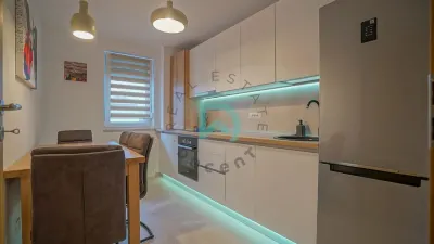 Apartament 2 camere, Tractorul, Urban - foto 11