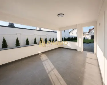 Vilă Exclusivistă în stil Neoclasic | Finisaje Premium | 950 mp | Suceava | ID:1847 - foto 21