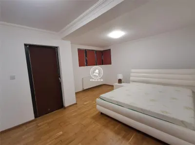 Casa cocheta de vanzare, zona centrala Tg. Cucu - Podul de Fier - foto 12