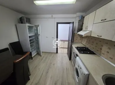 Apartament 2 camere de vanzare - 2 balcoane, etaj intermediar - CUG - foto 3