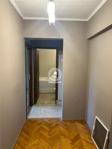 Apartament 3 camere de vanzare, semidecomandat, etaj intermediar, bloc fara risc - Centru / Piata Unirii - foto 14