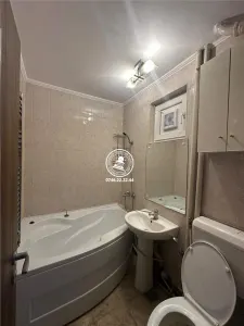 Apartament 3 camere de vanzare, semidecomandat, etaj intermediar, bloc fara risc - Centru / Piata Unirii - foto 17