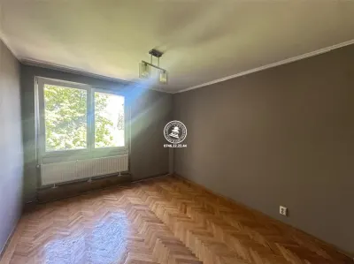 Apartament 3 camere de vanzare, semidecomandat, etaj intermediar, bloc fara risc - Centru / Piata Unirii - foto 8