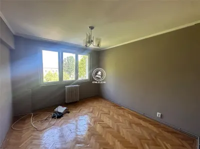 Apartament 3 camere de vanzare, semidecomandat, etaj intermediar, bloc fara risc - Centru / Piata Unirii - foto 10