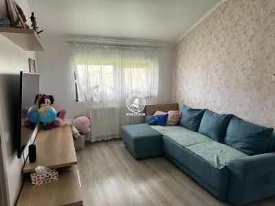 Apartament 2 camere de vanzarea, decomandat, loc de parcare inclus - Valea Lupului / Rond Mall Moldova - foto 2