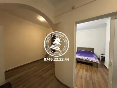 Spațiu cu multiple destinații în Târgu Cucu – Independenței | Ideal pentru cabinete, birouri sau locuință - foto 2