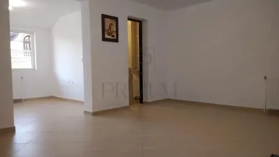 Spatiu de birou - zona linistita - centrala proprie - aer conditionat - foto 3