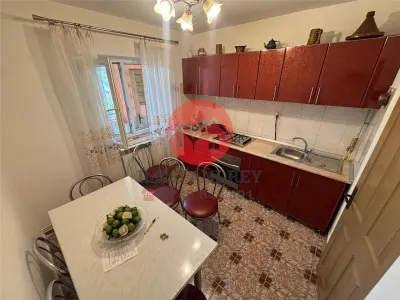 Apartament 2 camere de vanzare, decomandat, C5 - foto 3