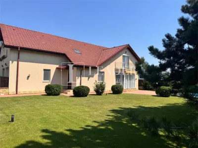 Premium Villa with Private Pool & Garden – Iancu Nicolae - Bucuresti