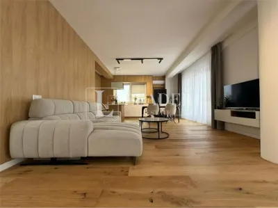 Penthouse Duplex modern cu terasă și vedere spre pădure - Bucuresti