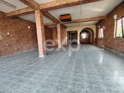 Hotel Ava de vanzare 903 mp surafata desfasurata Ultracentral, Targoviste tudor - Targoviste