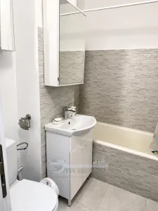 Apartament 2 camere de inchiriat – Galata | Decomandat | 2 AC | Renovat | 450 Euro - foto 8