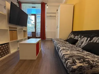 Studio Ultracentral Iasi | aproape UMF | Mobilat & Utilat - foto 5