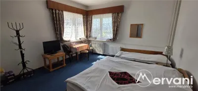 Vila cu 8 camere de vanzare in Busteni - foto 16