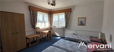 Vila cu 8 camere de vanzare in Busteni - foto 9